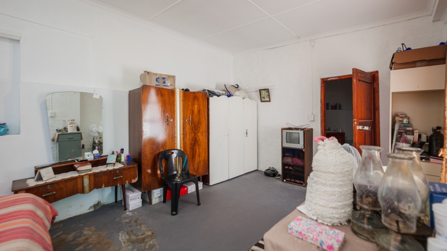 5 Bedroom Property for Sale in Napier Western Cape